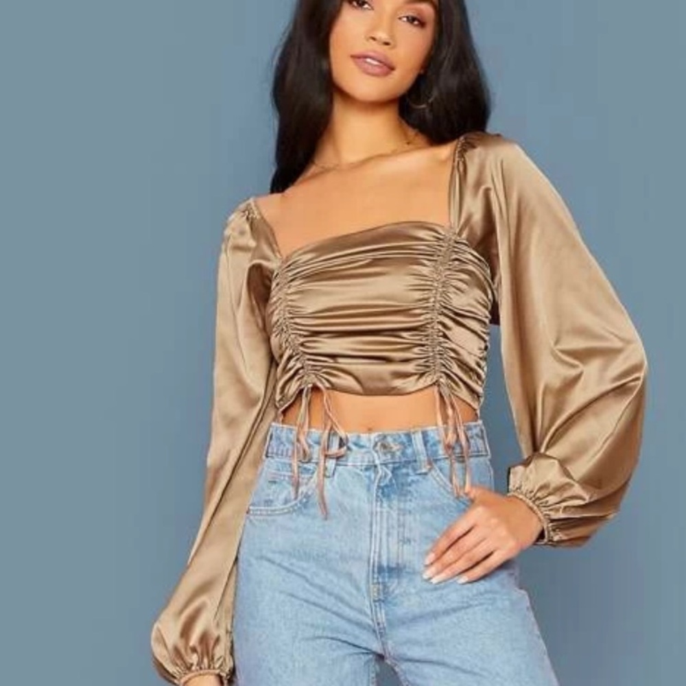 GOLD crop top ✨
